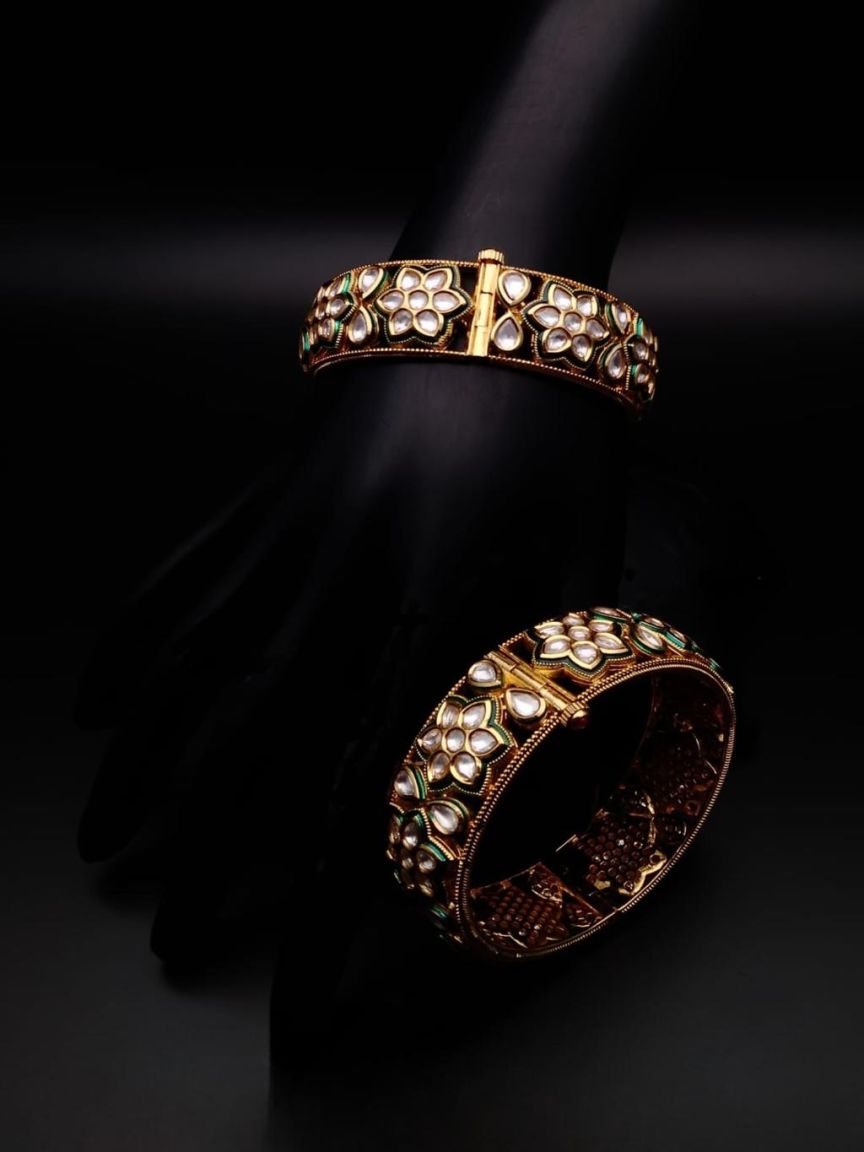 kundan-bangles-BAK34012WGD24