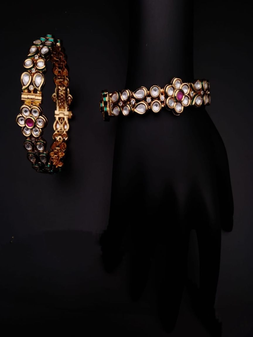 BANGLES IN KUNDAN (VILANDI) STYLE | DESIGN - 34034