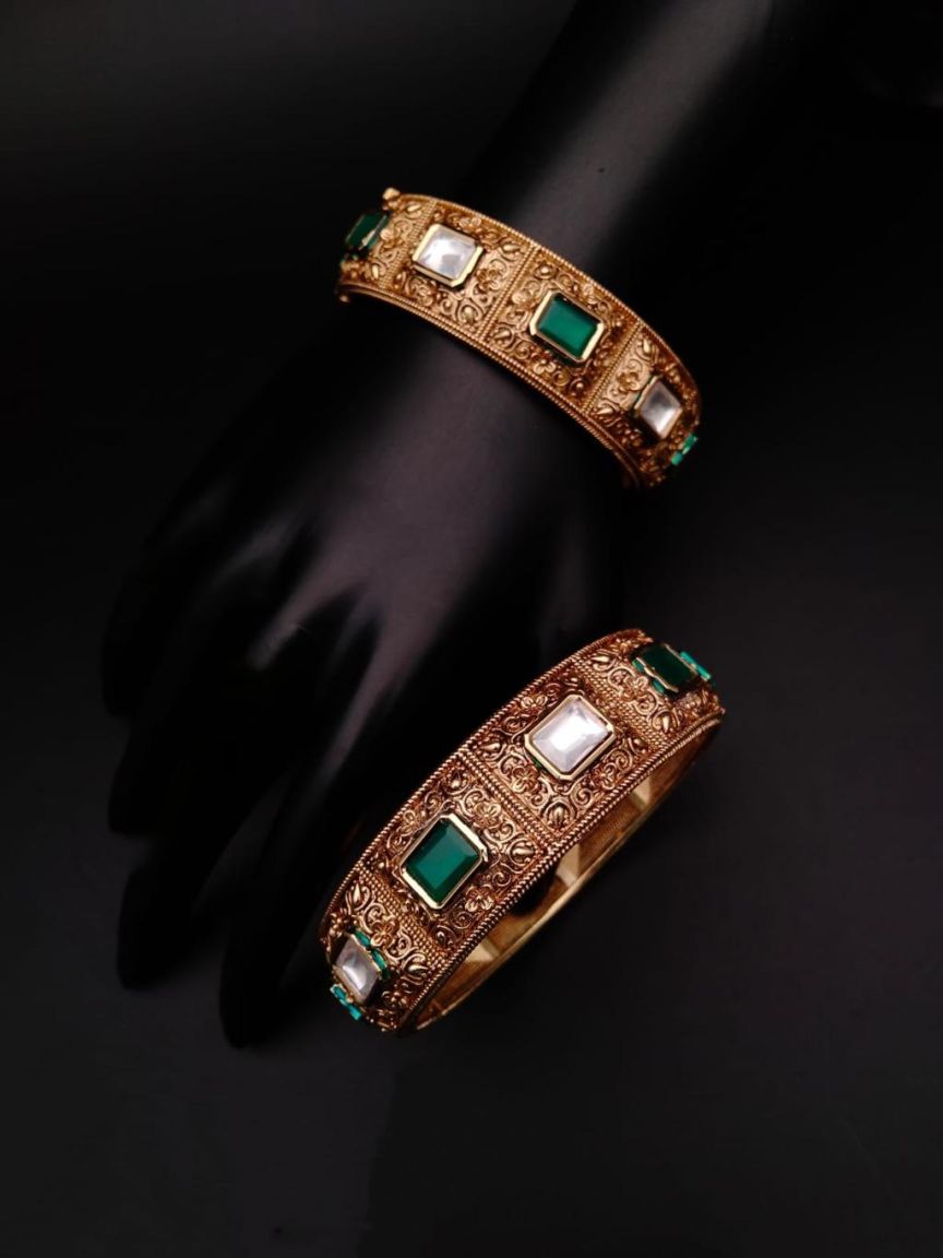 BANGLES IN KUNDAN (VILANDI) STYLE | DESIGN - 34080