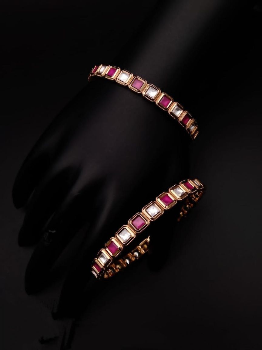 BANGLES IN KUNDAN (VILANDI) STYLE | DESIGN - 34082