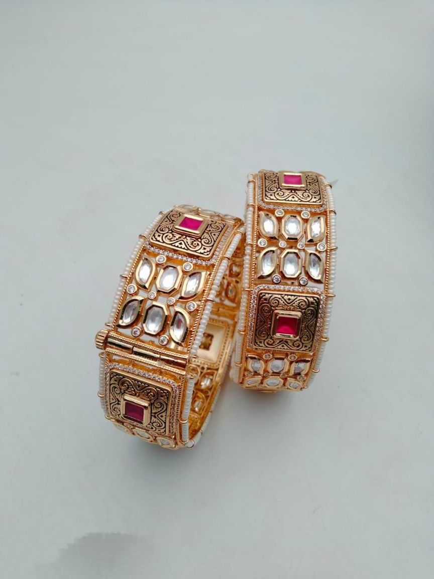 BANGLES IN KUNDAN (VILANDI) STYLE | DESIGN - 34083