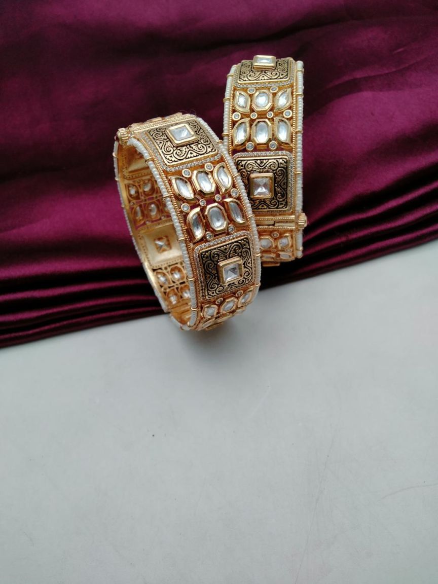 kundan-bangles-BAK34083WGD22