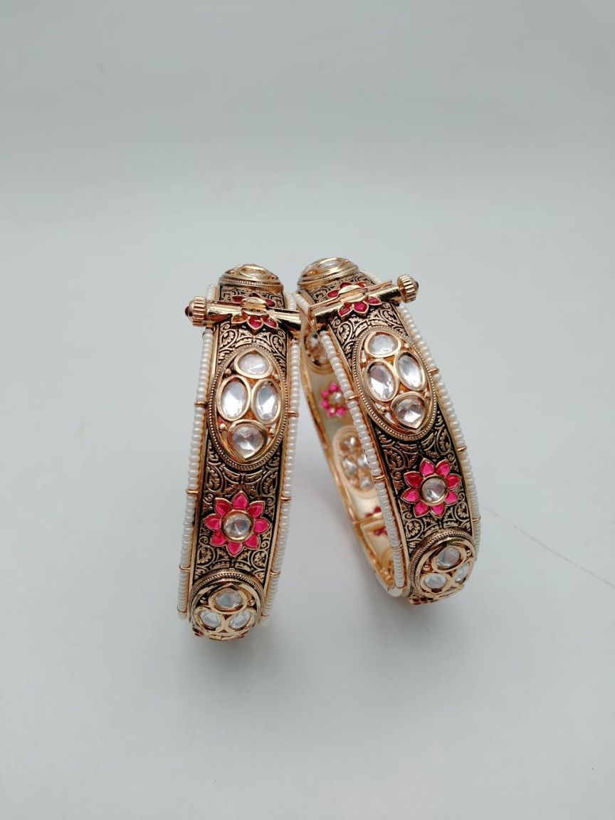 kundan-bangles-BAK34097RGD24