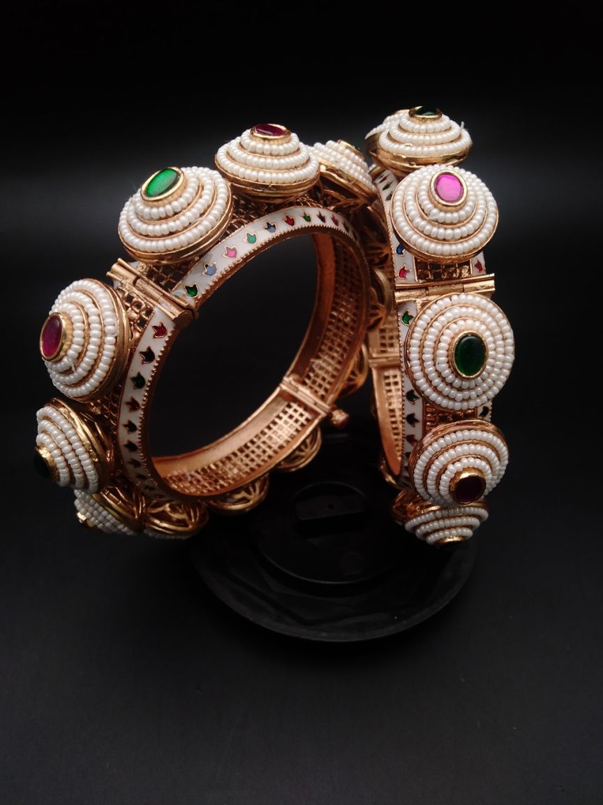 BANGLES IN POLKI (GOLD POLISH) STYLE | DESIGN - 25053