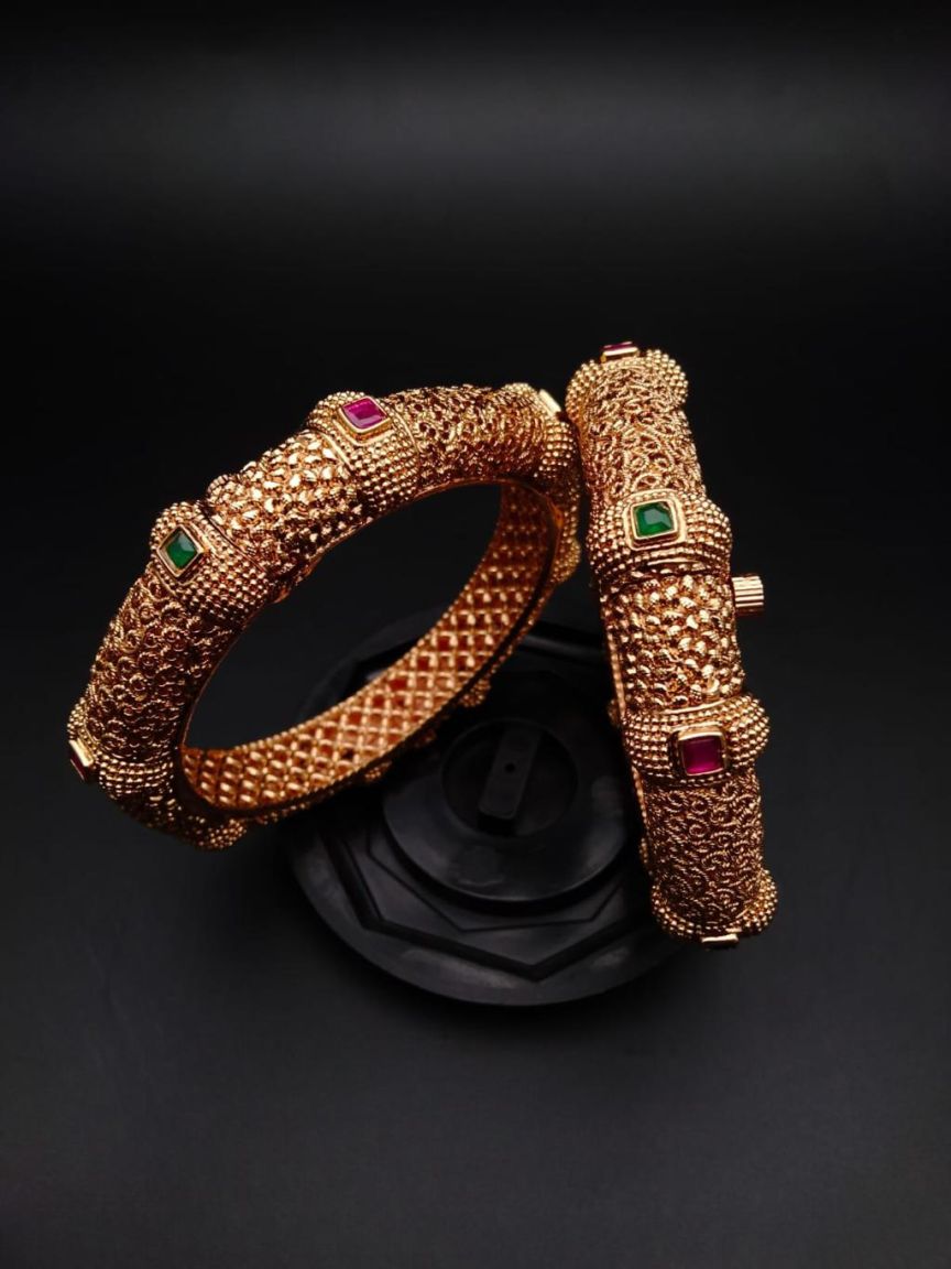 polki-bangles-BAP25057RGRRJ26
