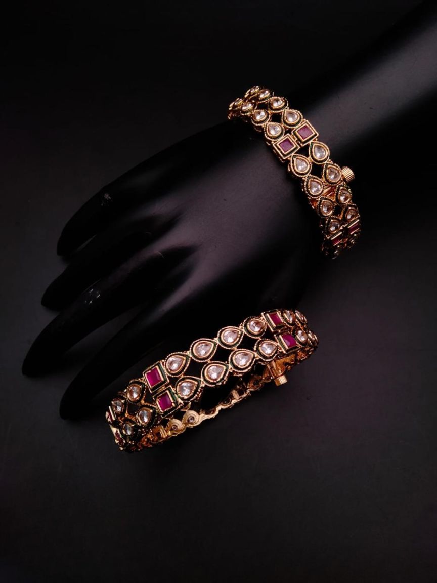 BANGLES IN POLKI (GOLD POLISH) STYLE | DESIGN - 25083