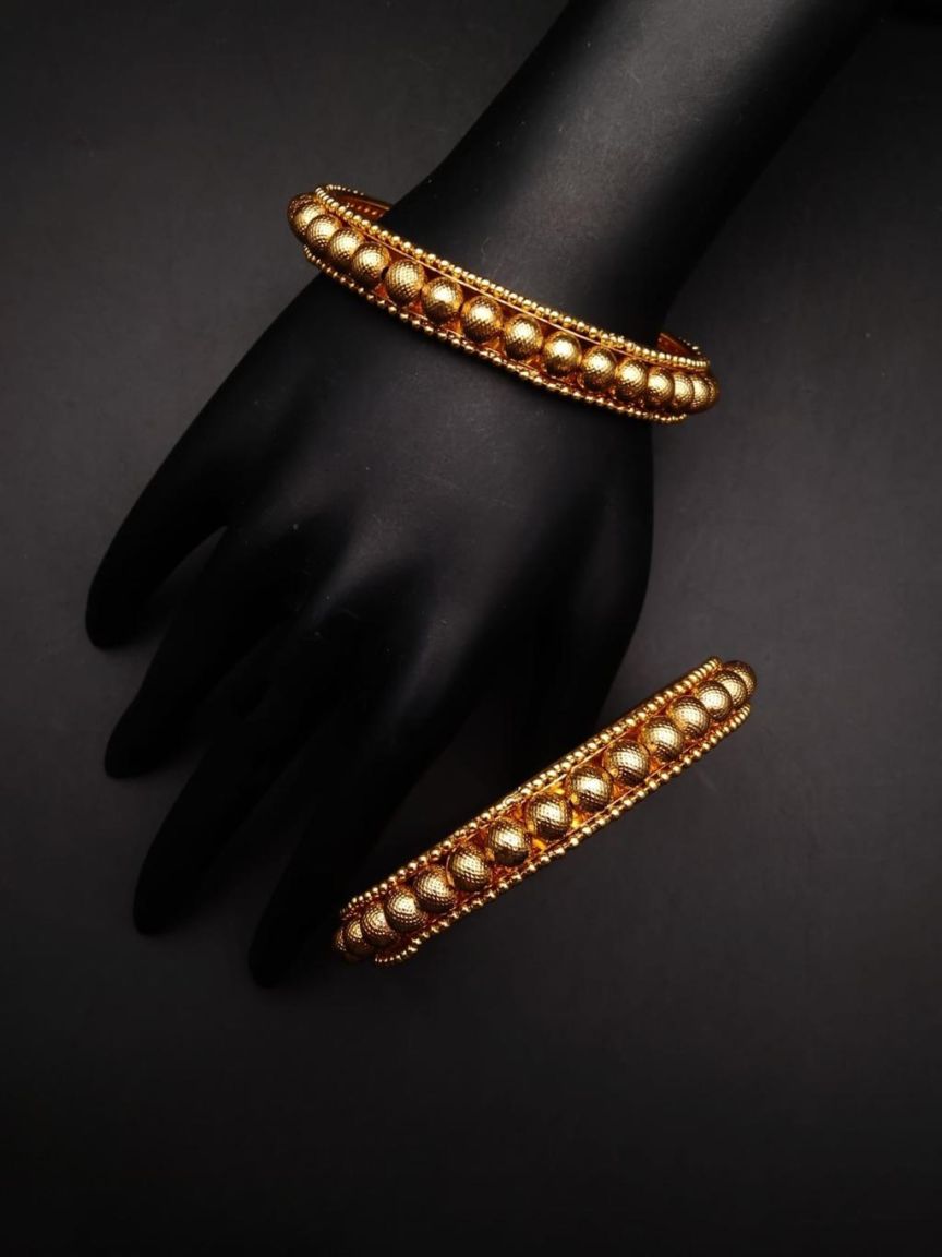 BANGLES IN POLKI (GOLD POLISH) STYLE | DESIGN - 25090