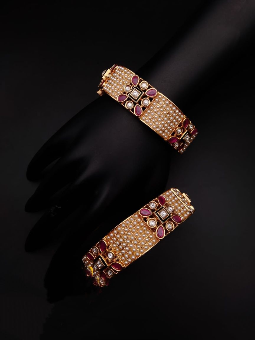 BANGLES IN POLKI (GOLD POLISH) STYLE | DESIGN - 25119