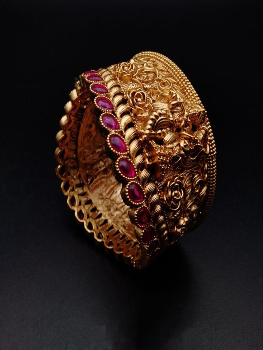 BANGLES IN POLKI (GOLD POLISH) STYLE | DESIGN - 25190