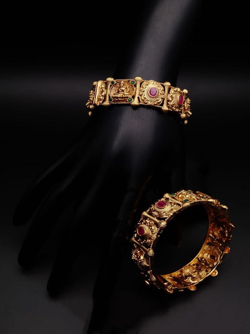 BANGLES IN POLKI (GOLD POLISH) STYLE | DESIGN - 25200