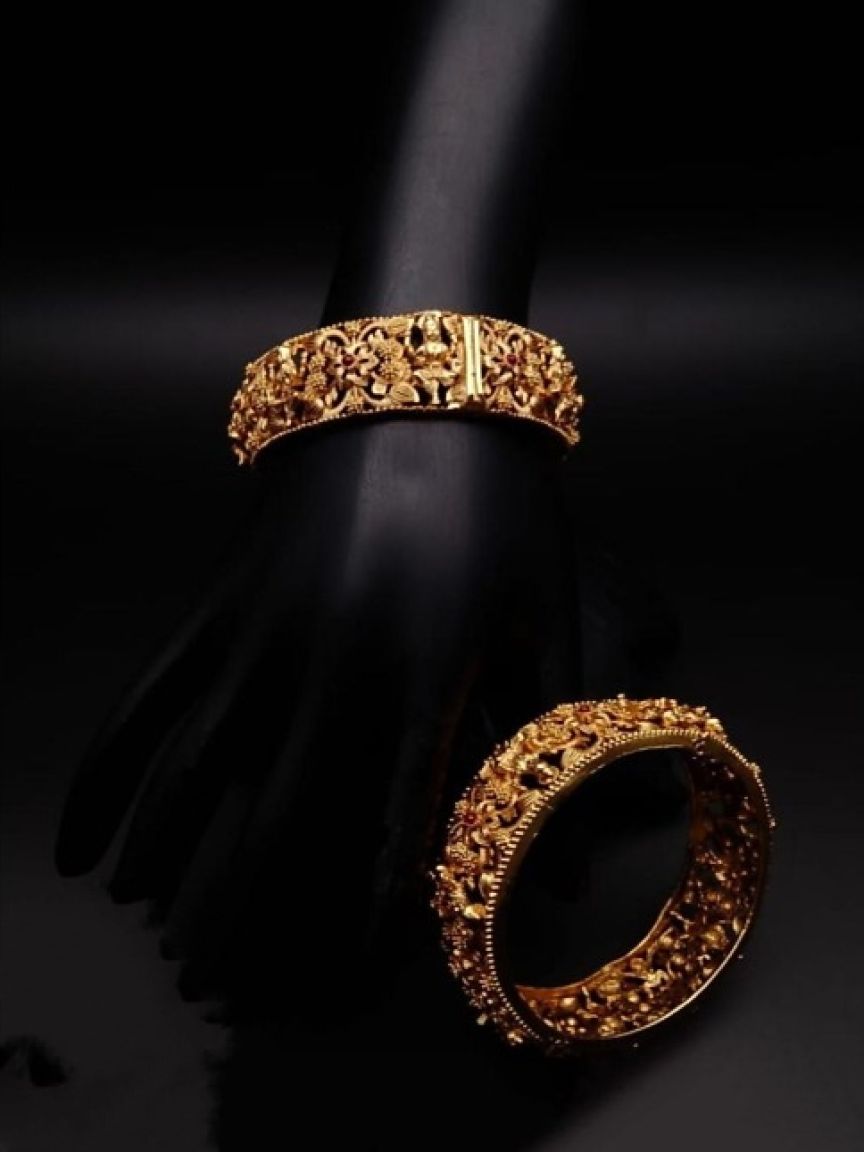 BANGLES IN POLKI (GOLD POLISH) STYLE | DESIGN - 25205