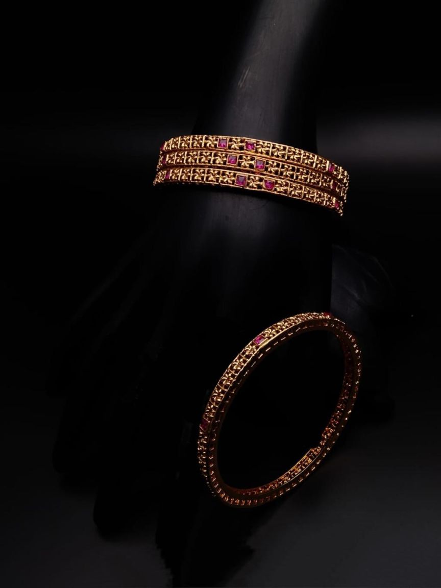 BANGLES IN POLKI (GOLD POLISH) STYLE | DESIGN - 25234