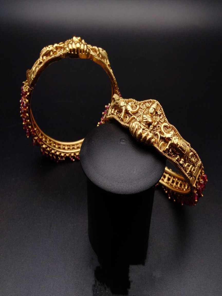 BANGLES IN POLKI (GOLD POLISH) STYLE | DESIGN - 25250