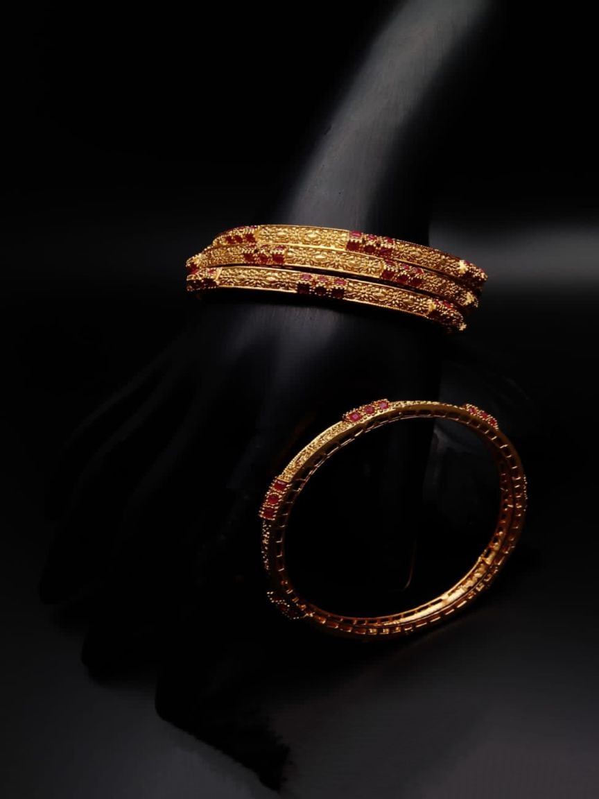 BANGLES IN POLKI (GOLD POLISH) STYLE | DESIGN - 25258