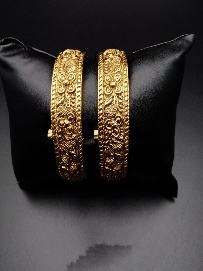 BANGLES IN POLKI (GOLD POLISH) STYLE | DESIGN - 25262