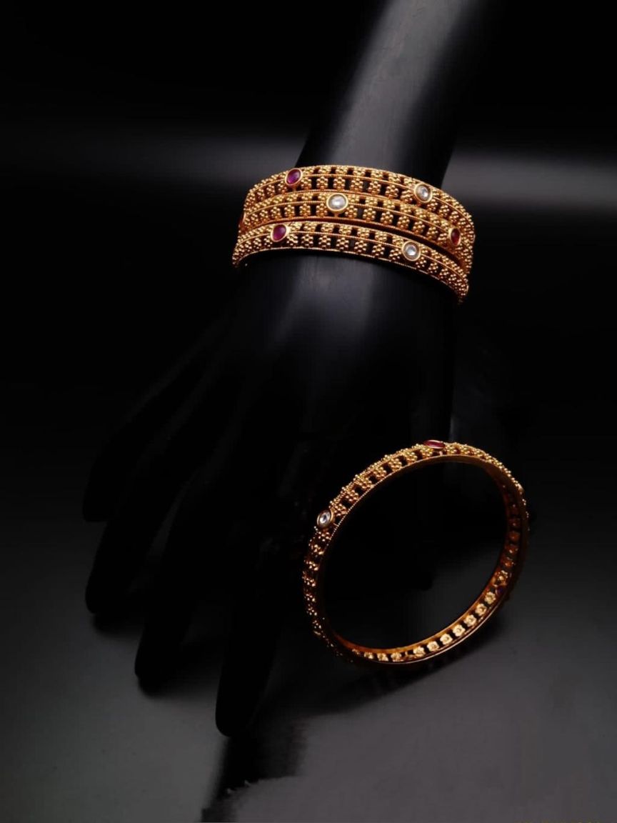 BANGLES IN POLKI (GOLD POLISH) STYLE | DESIGN - 25263