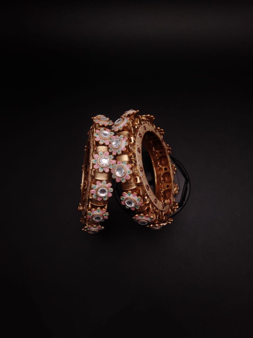 BANGLES IN POLKI (GOLD POLISH) STYLE | DESIGN - 25358