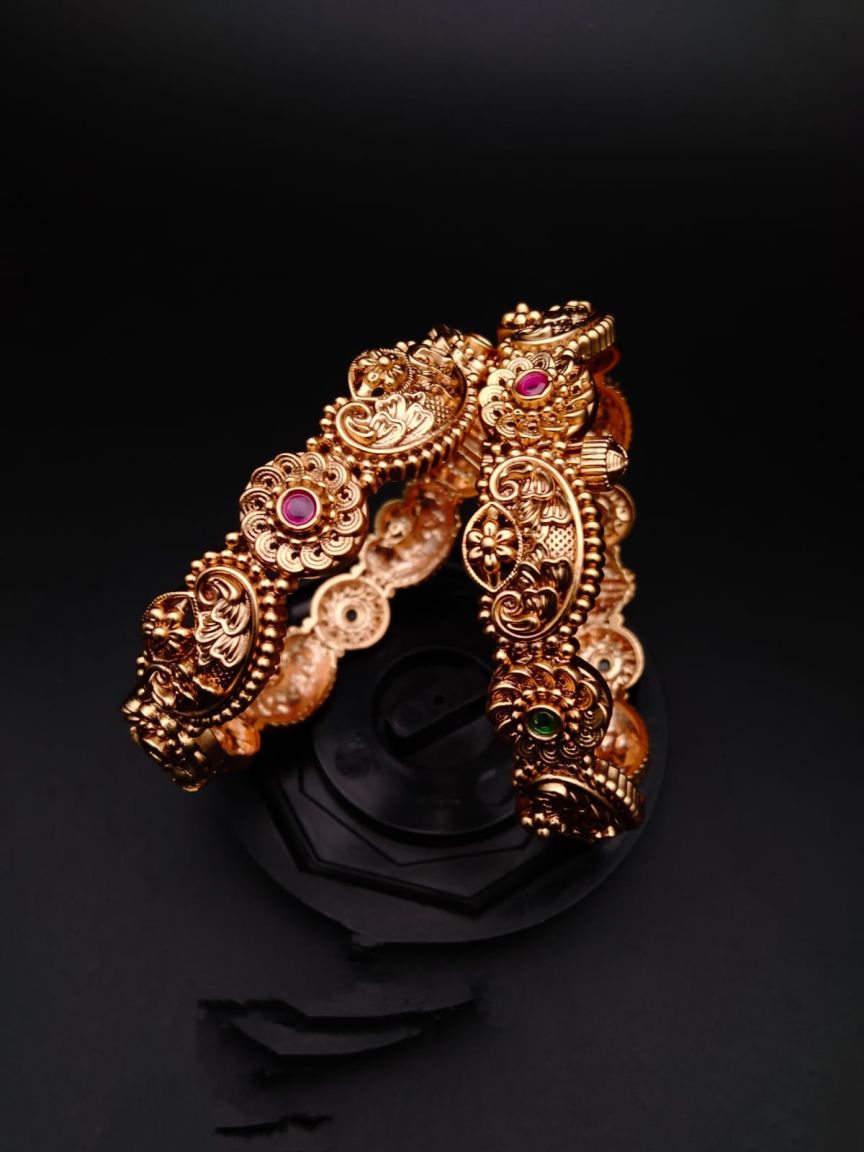 BANGLES IN POLKI (GOLD POLISH) STYLE | DESIGN - 25381