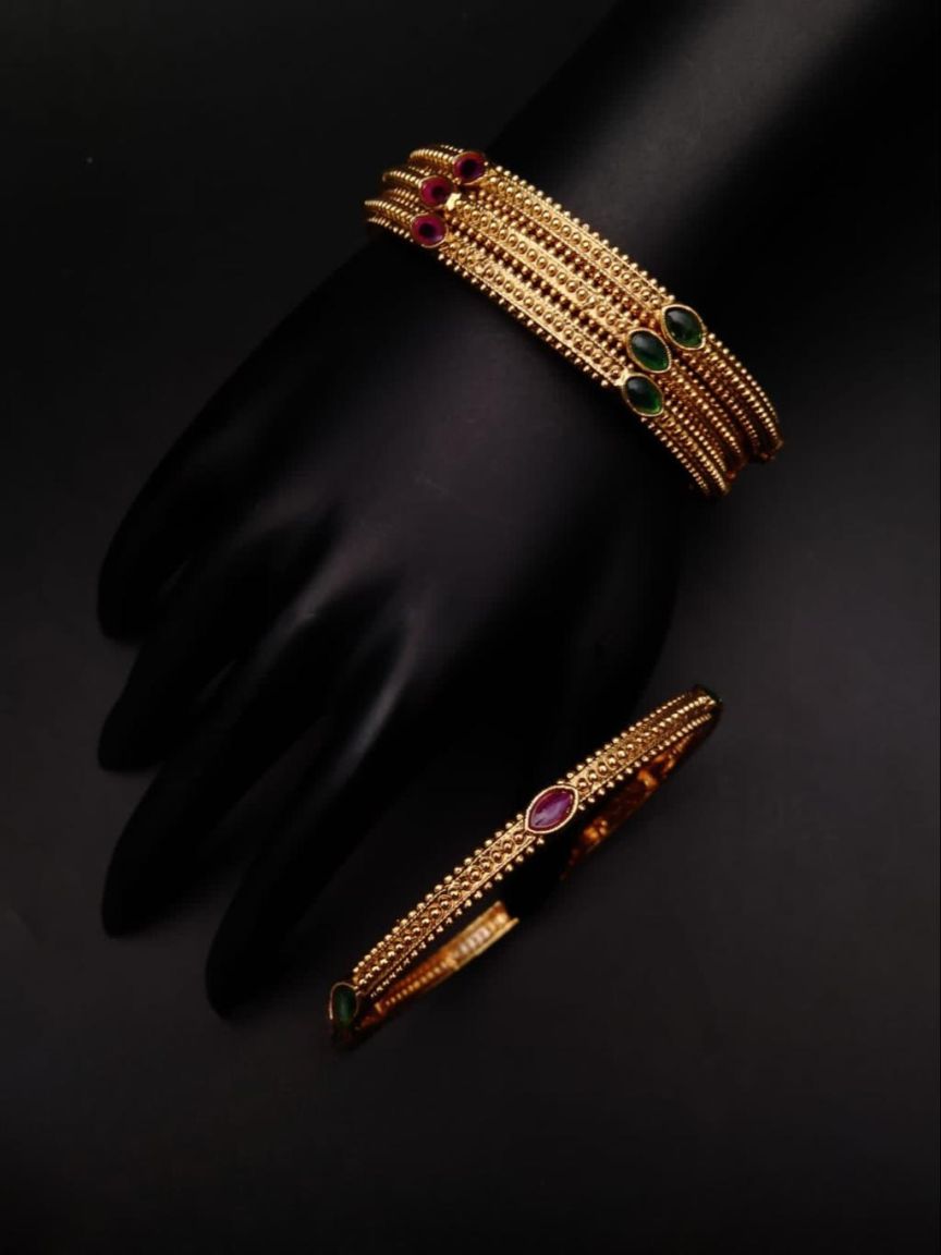 BANGLES IN POLKI (GOLD POLISH) STYLE | DESIGN - 25400