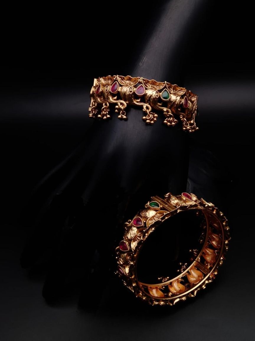 BANGLES IN POLKI (GOLD POLISH) STYLE | DESIGN - 25414