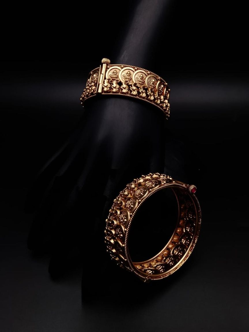BANGLES IN POLKI (GOLD POLISH) STYLE | DESIGN - 25415
