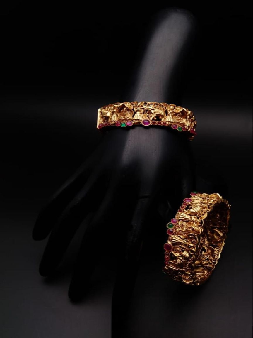 BANGLES IN POLKI (GOLD POLISH) STYLE | DESIGN - 25416