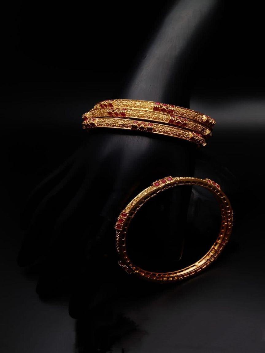 BANGLES IN POLKI (GOLD POLISH) STYLE | DESIGN - 25437
