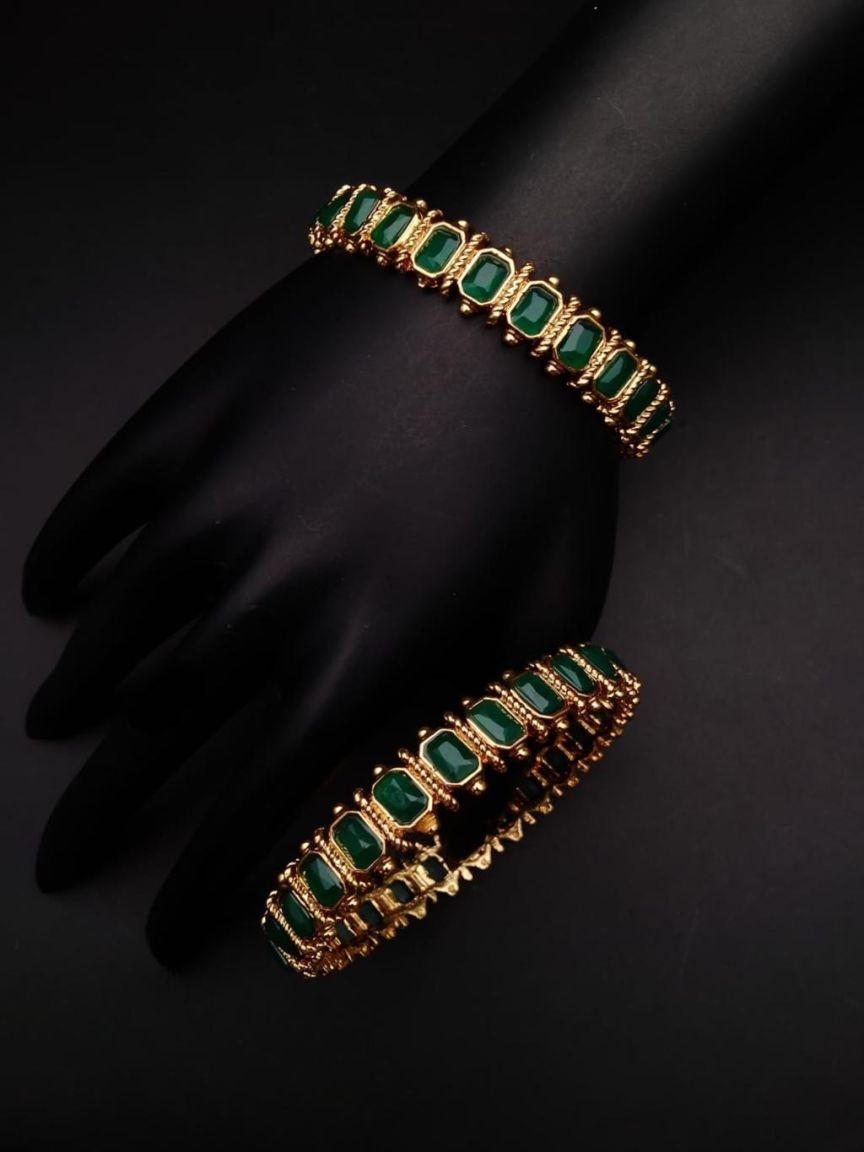 polki-bangles-BAP25439GRGD26
