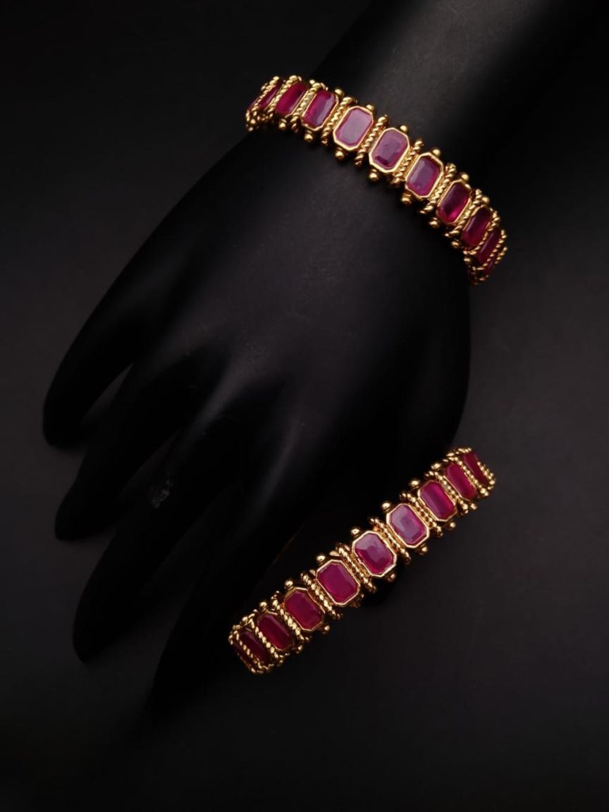 BANGLES IN POLKI (GOLD POLISH) STYLE | DESIGN - 25449