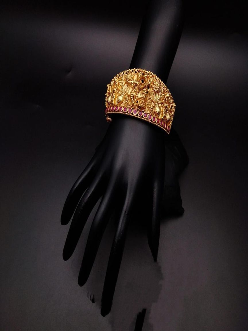 BANGLES IN POLKI (GOLD POLISH) STYLE | DESIGN - 25450