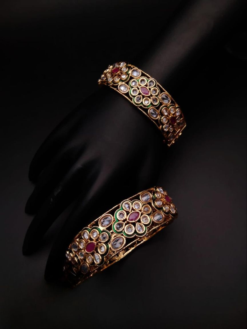 BANGLES IN POLKI (GOLD POLISH) STYLE | DESIGN - 25462