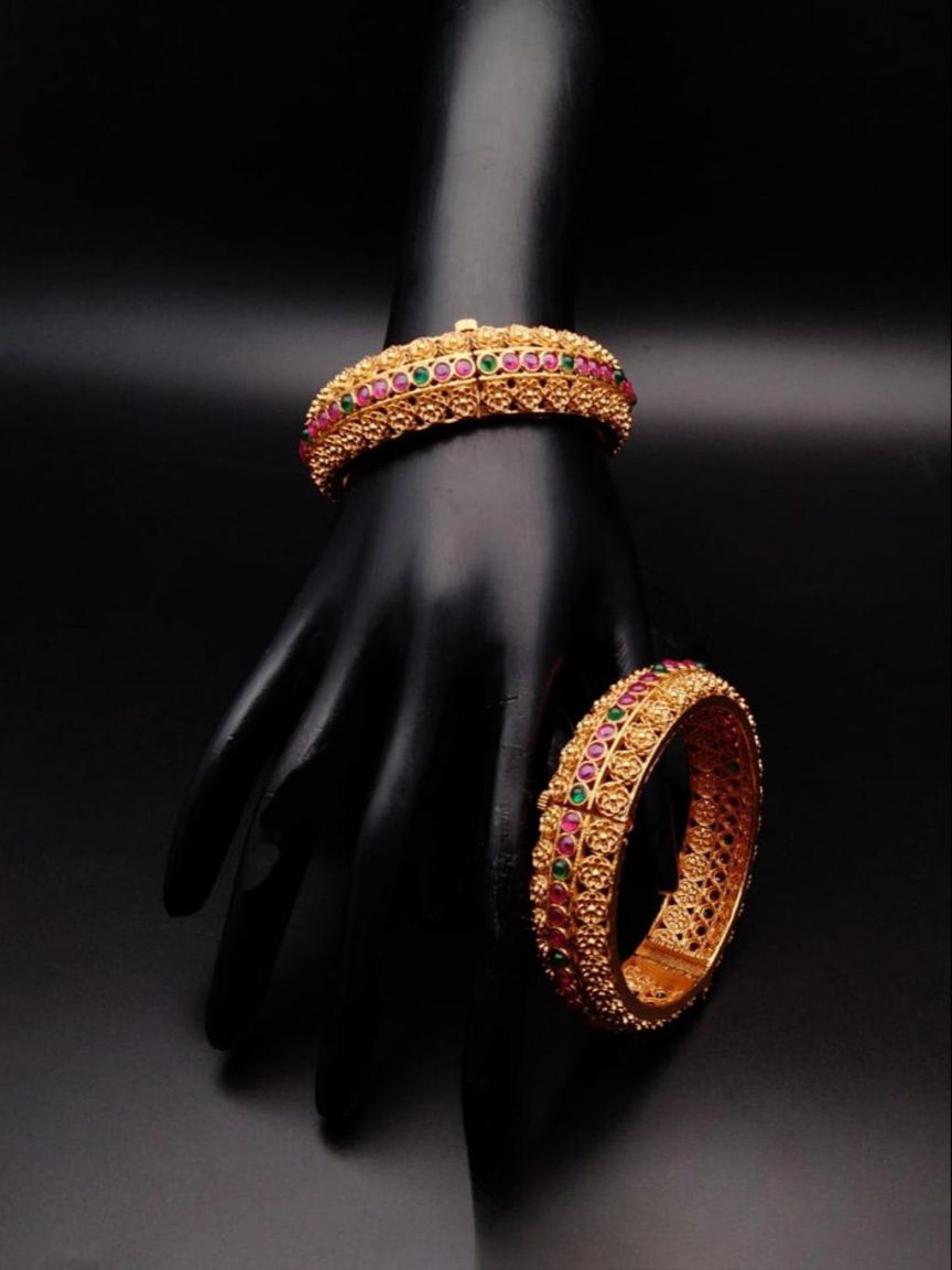 polki-bangles-BAP25477RGRRJ24