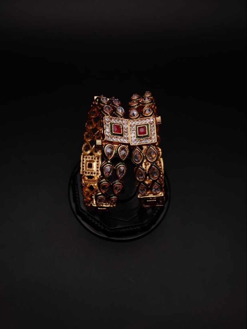 BANGLES IN POLKI (GOLD POLISH) STYLE | DESIGN - 25488