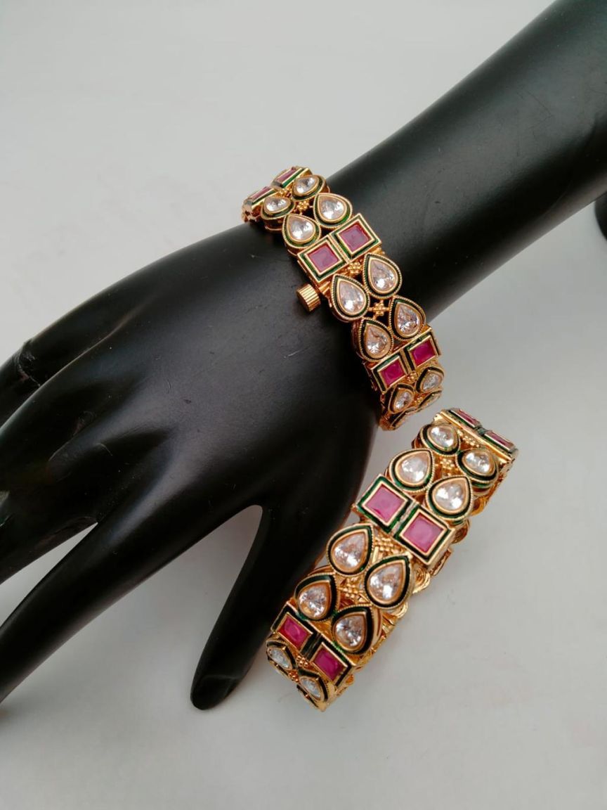 BANGLES IN POLKI (GOLD POLISH) STYLE | DESIGN - 25489
