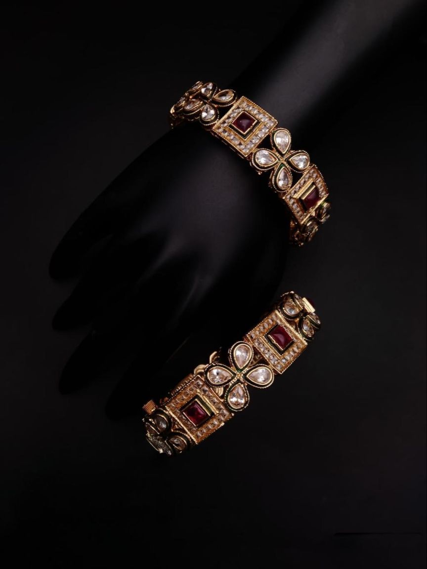 BANGLES IN POLKI (GOLD POLISH) STYLE | DESIGN - 25516