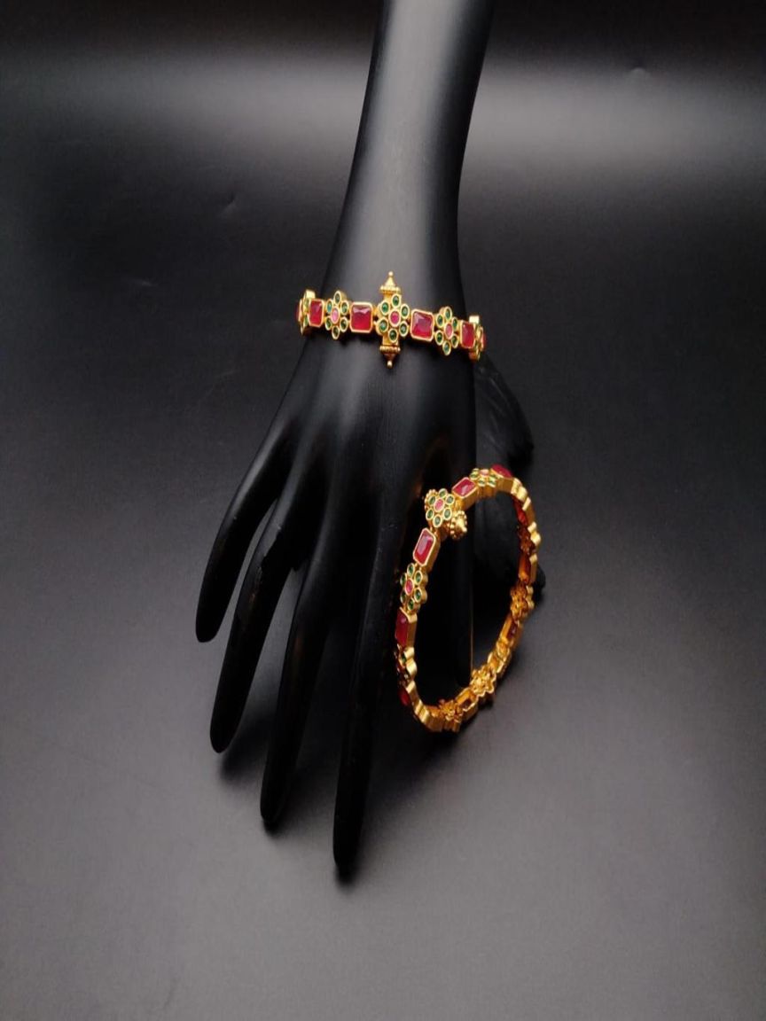 BANGLES IN POLKI (GOLD POLISH) STYLE | DESIGN - 25553