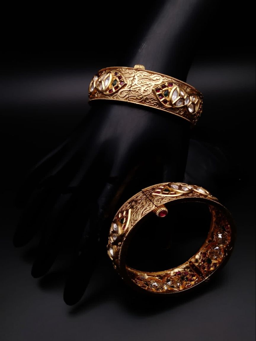 BANGLES IN POLKI (GOLD POLISH) STYLE | DESIGN - 25564