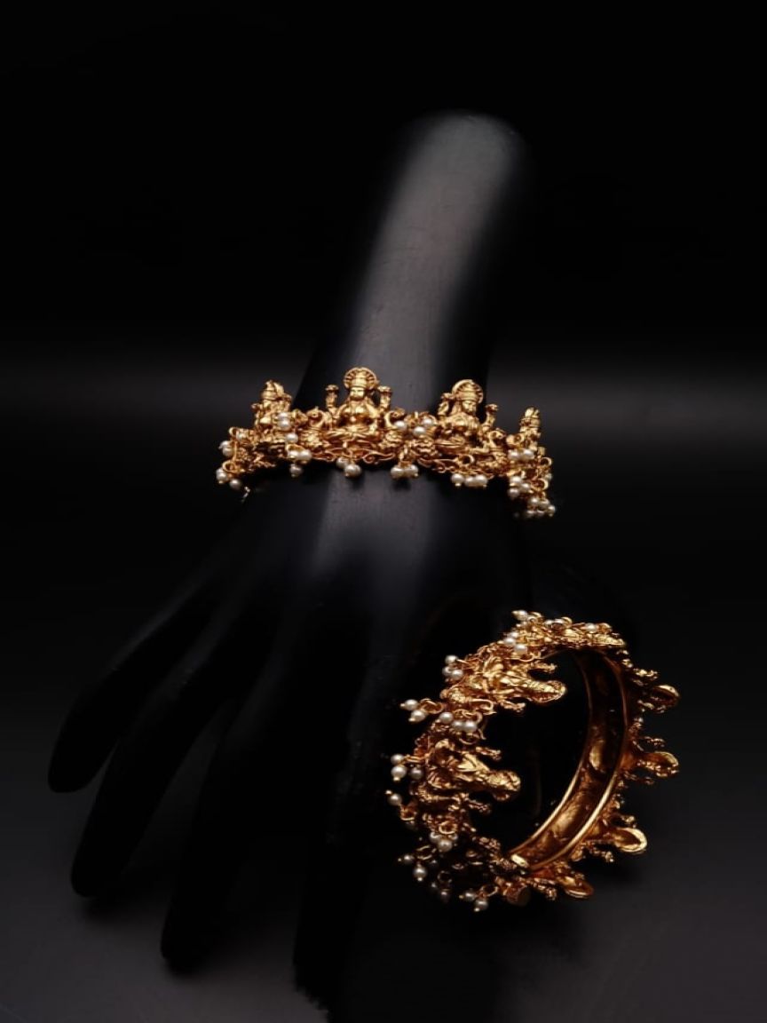 BANGLES IN POLKI (GOLD POLISH) STYLE | DESIGN - 25568