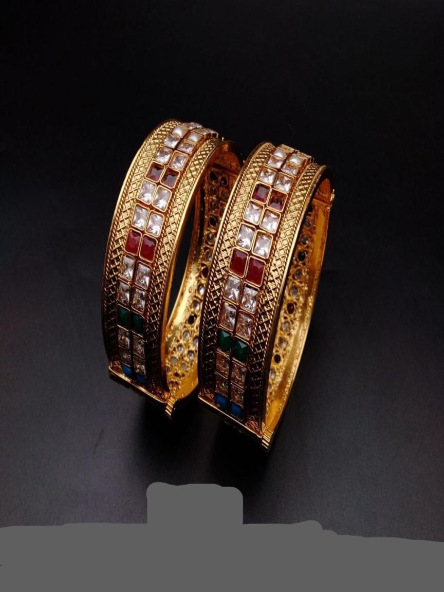 BANGLES IN POLKI (GOLD POLISH) STYLE | DESIGN - 25578