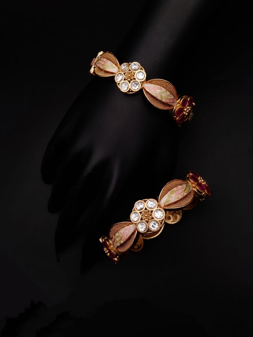 BANGLES IN POLKI (GOLD POLISH) STYLE | DESIGN - 25589