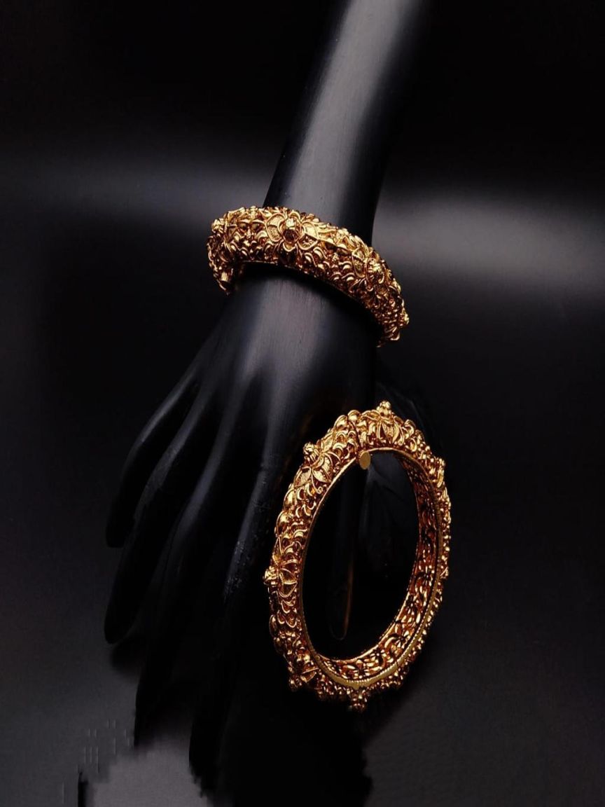 BANGLES IN POLKI (GOLD POLISH) STYLE | DESIGN - 25609