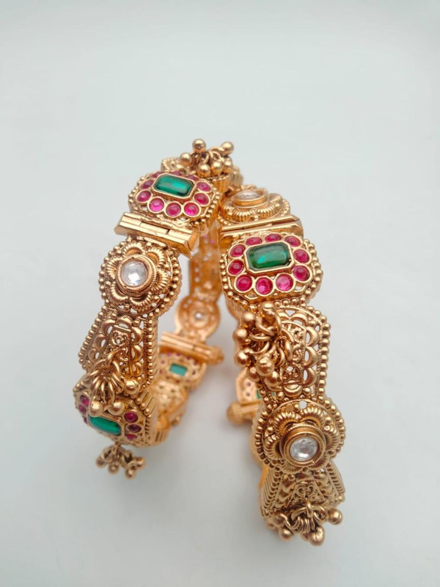 BANGLES IN POLKI (GOLD POLISH) STYLE | DESIGN - 25628
