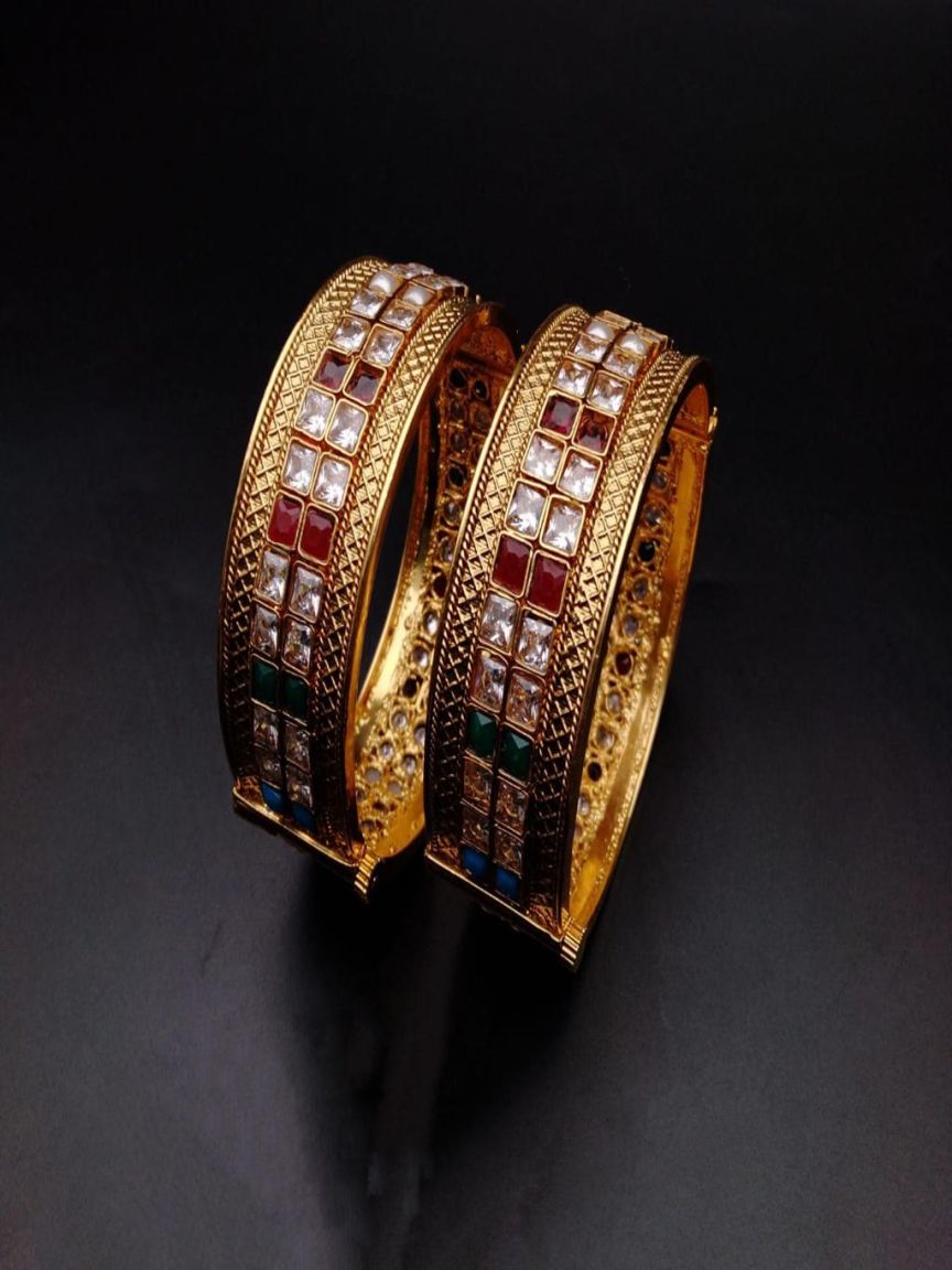 BANGLES IN POLKI (GOLD POLISH) STYLE | DESIGN - 25630