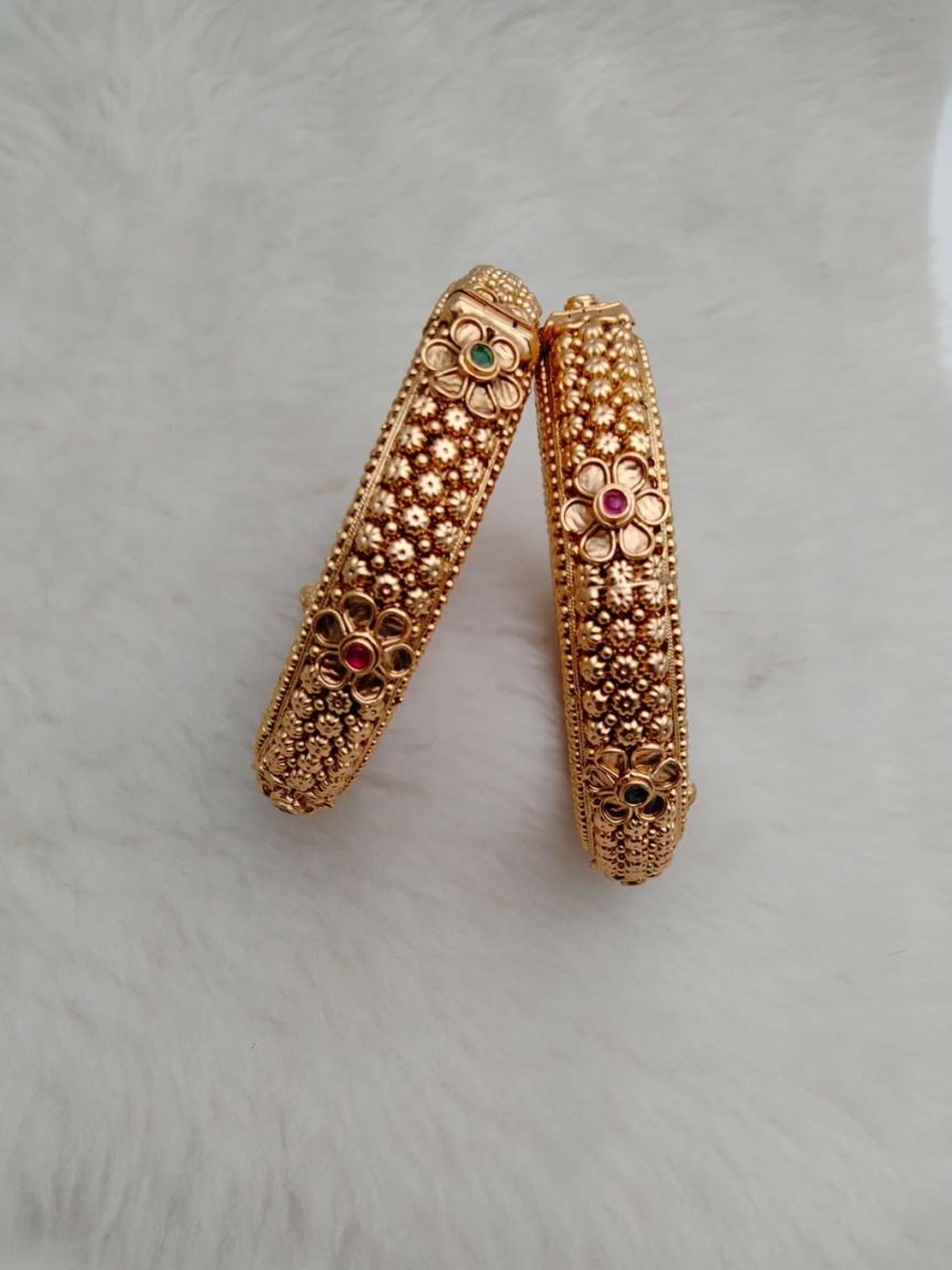 polki-bangles-BAP25657RGRRJ28