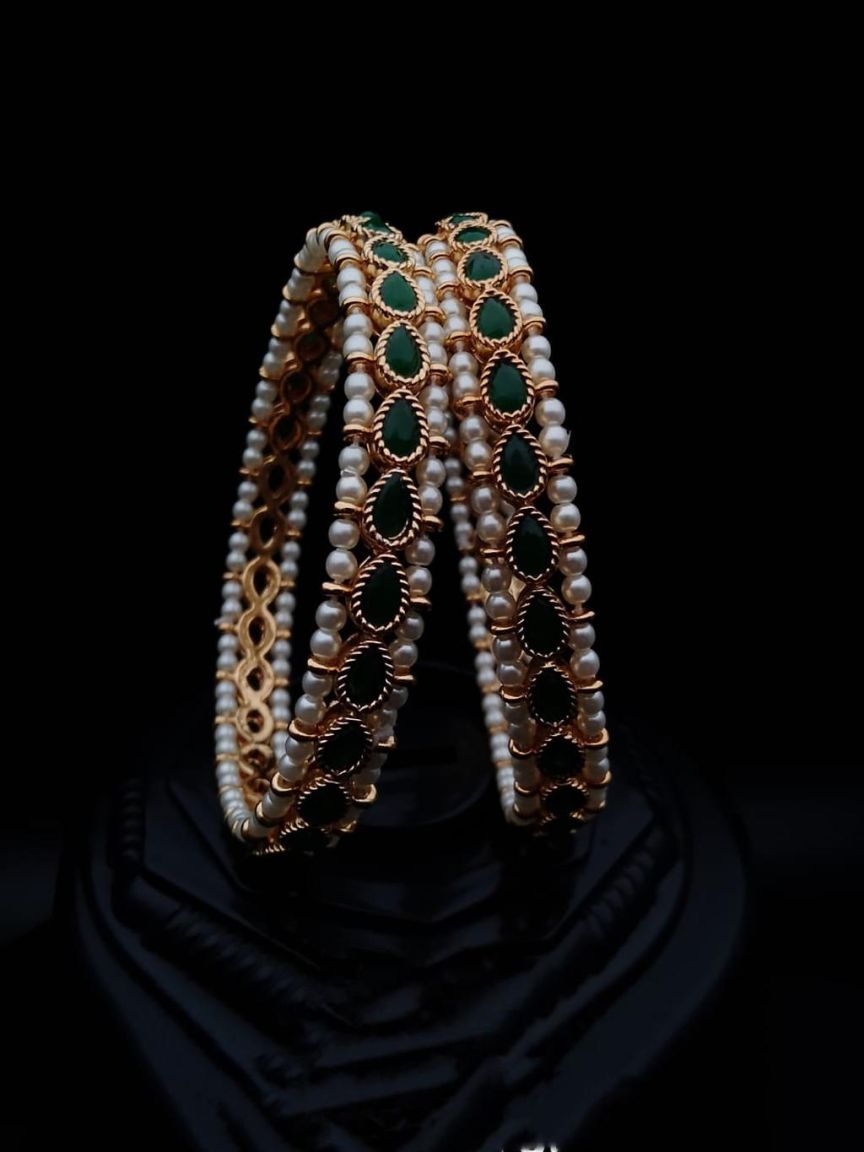 BANGLES IN POLKI (GOLD POLISH) STYLE | DESIGN - 25675