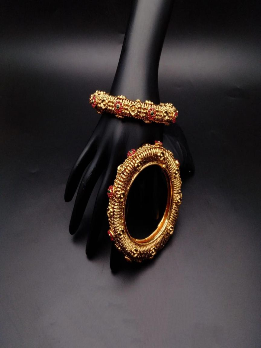 BANGLES IN POLKI (GOLD POLISH) STYLE | DESIGN - 25676