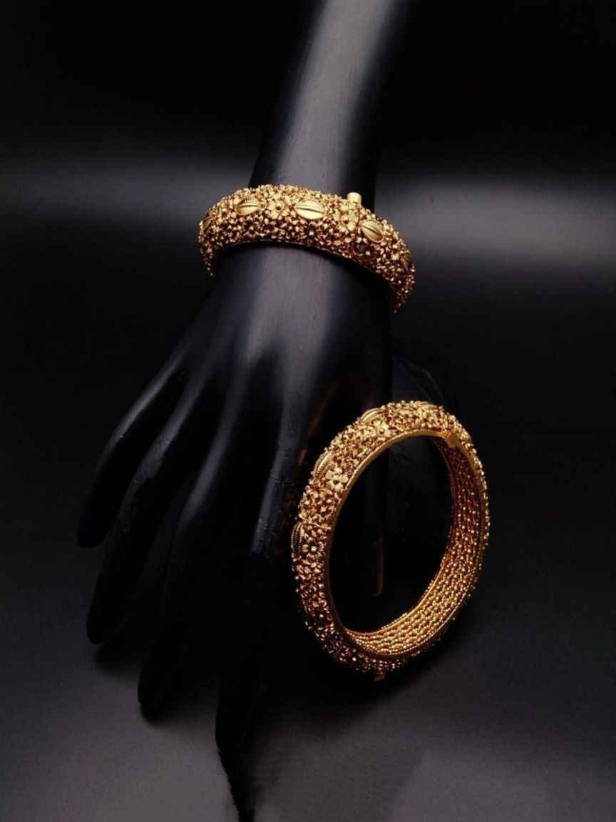 BANGLES IN POLKI (GOLD POLISH) STYLE | DESIGN - 25677