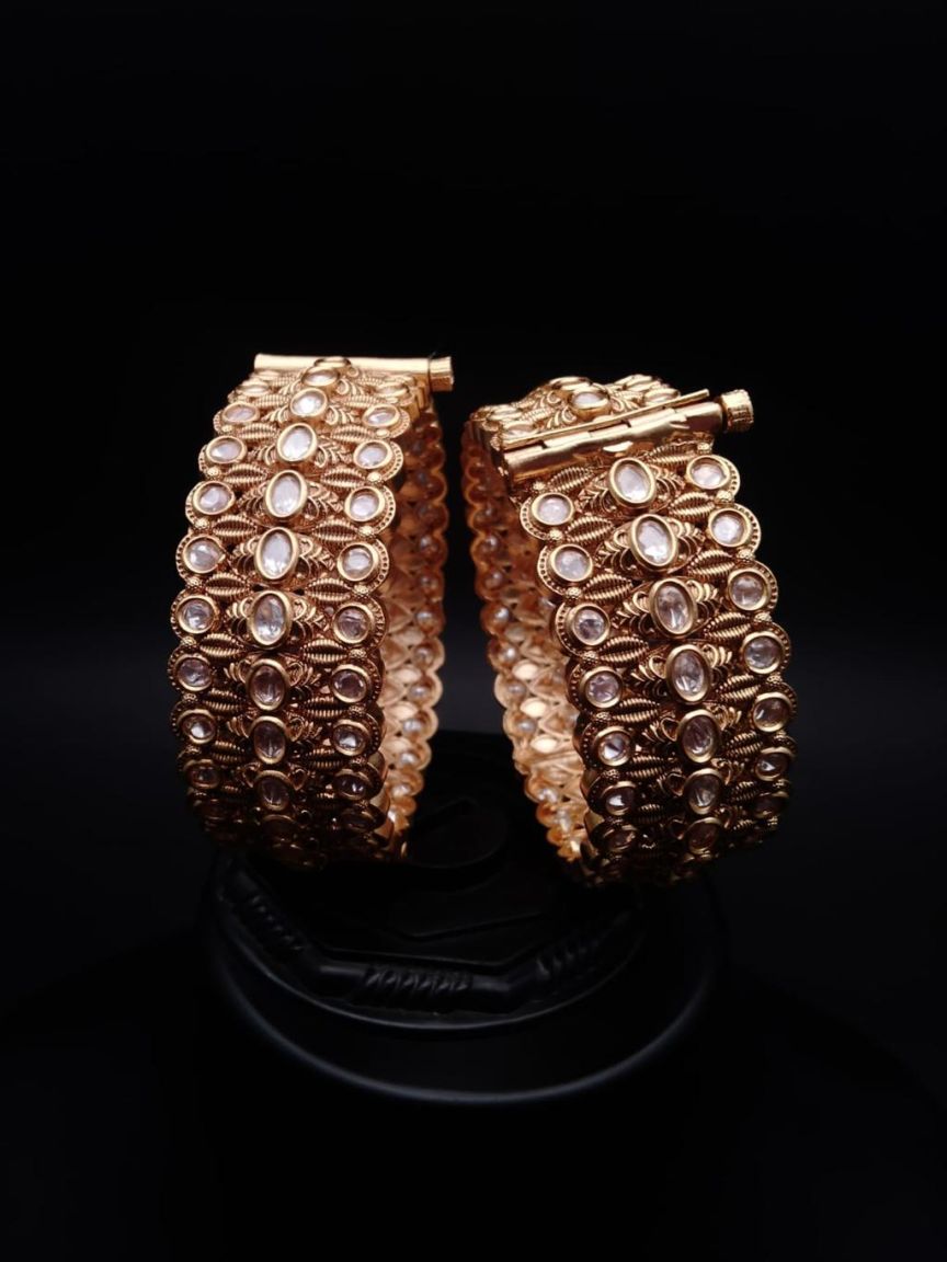 BANGLES IN POLKI (GOLD POLISH) STYLE | DESIGN - 25699