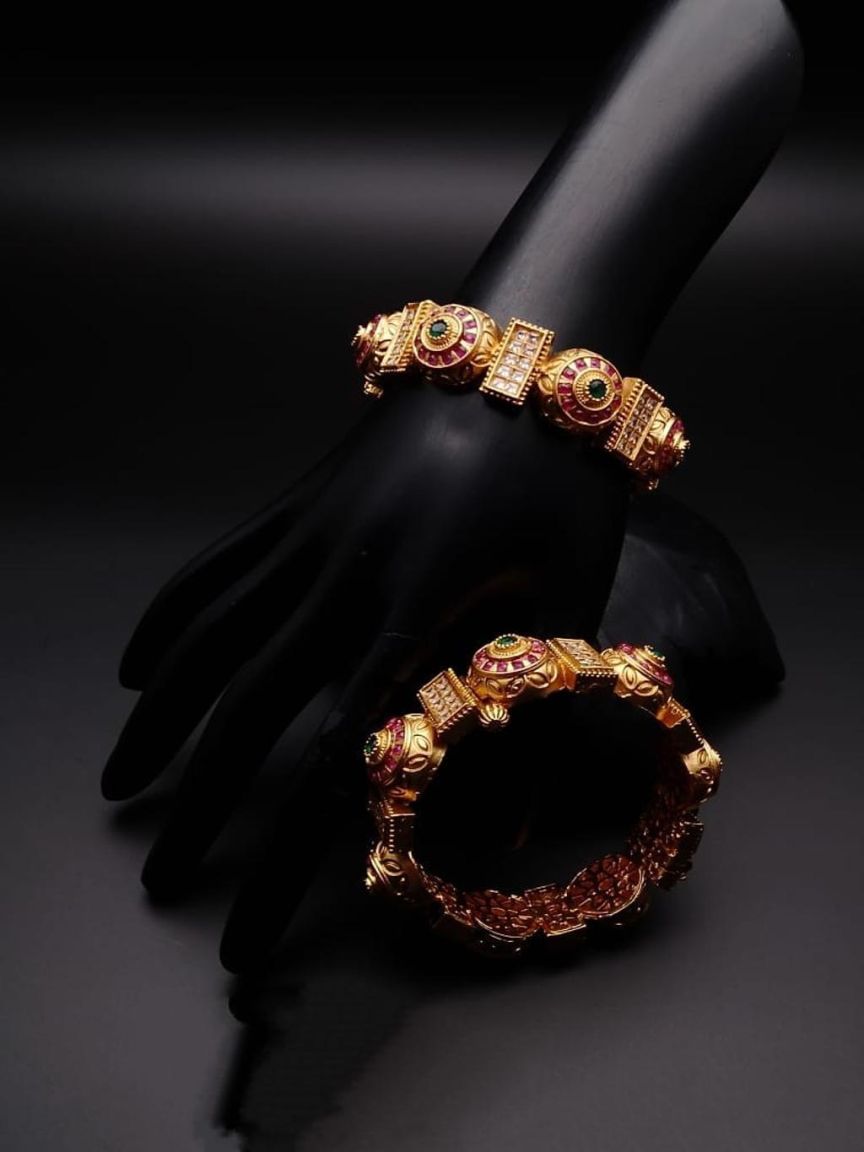 polki-bangles-BAP25716RGRRJ24