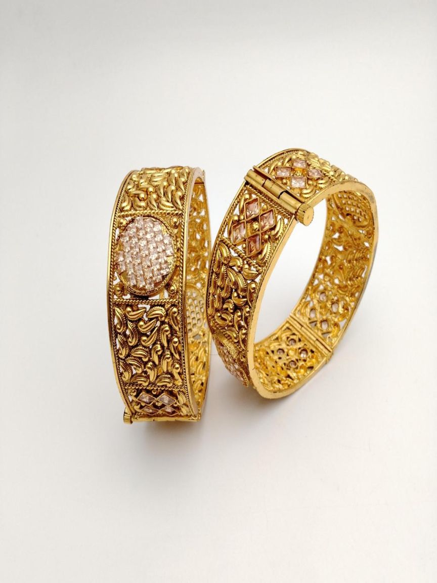 BANGLES IN POLKI (GOLD POLISH) STYLE | DESIGN - 25731